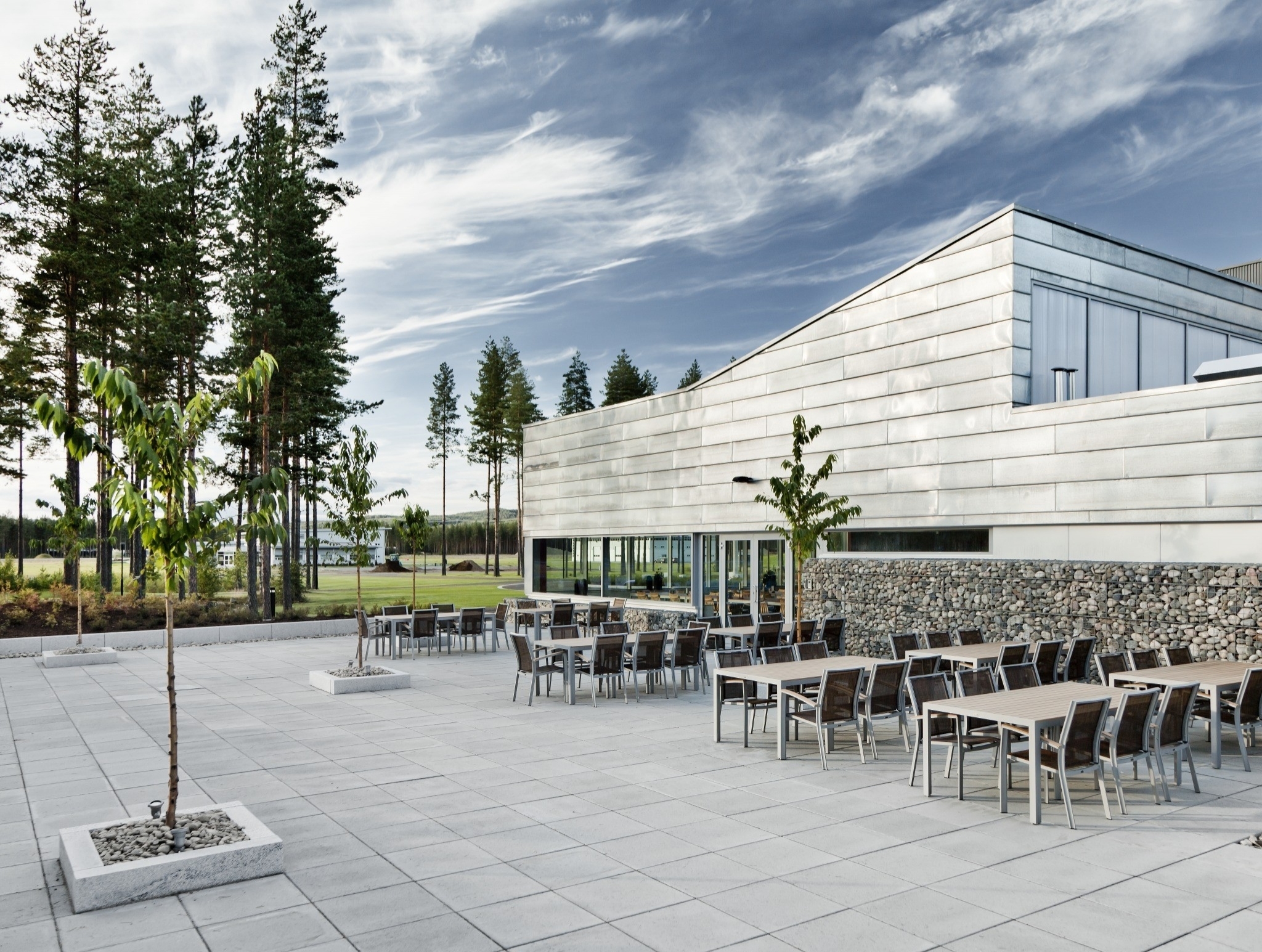 Outside facilities of Tronrud Engineering. Photo: Snohetta